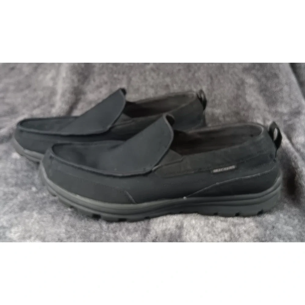 Skechers Relaxed Fit Memory Foam Black‎ Slip On Loafer Shoes Men 11.5